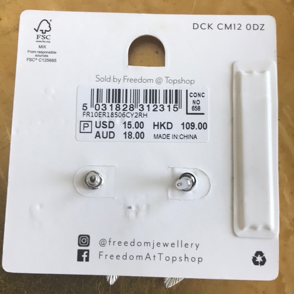 Topshop delicate star stud earrings rainbow bling - Picture 3 of 3